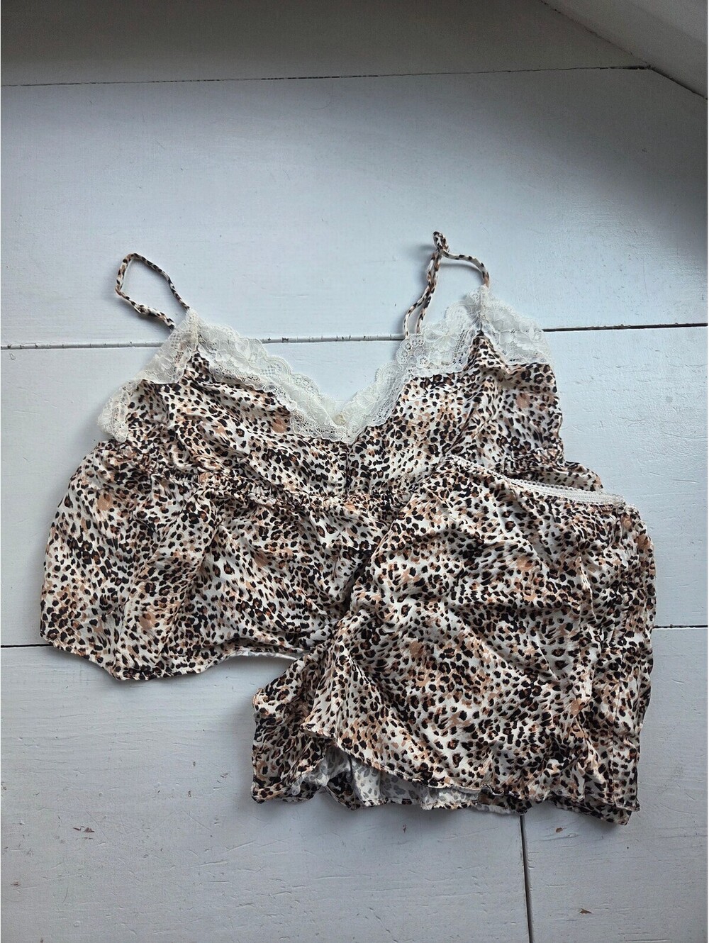 Aerie Leopard Print Pajama Set with Lace Trim, Size Medium shorts Size Large top